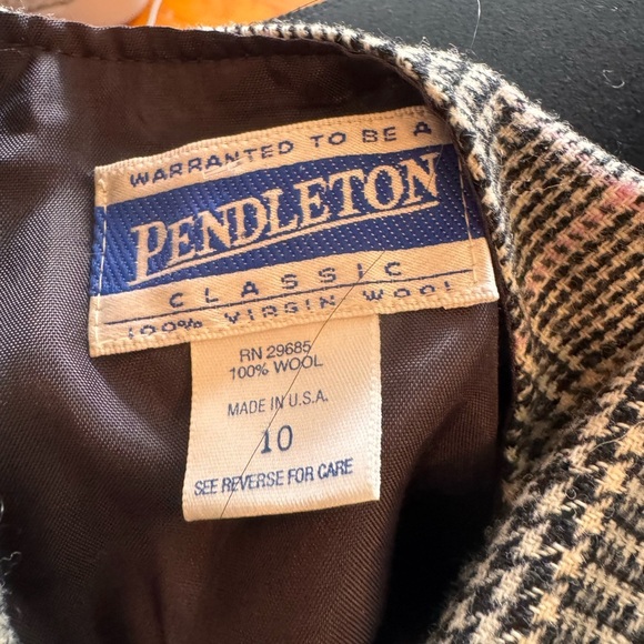 Pendleton 100%wool grey, black and pink Plaid Button-Up Vest - Picture 4 of 6